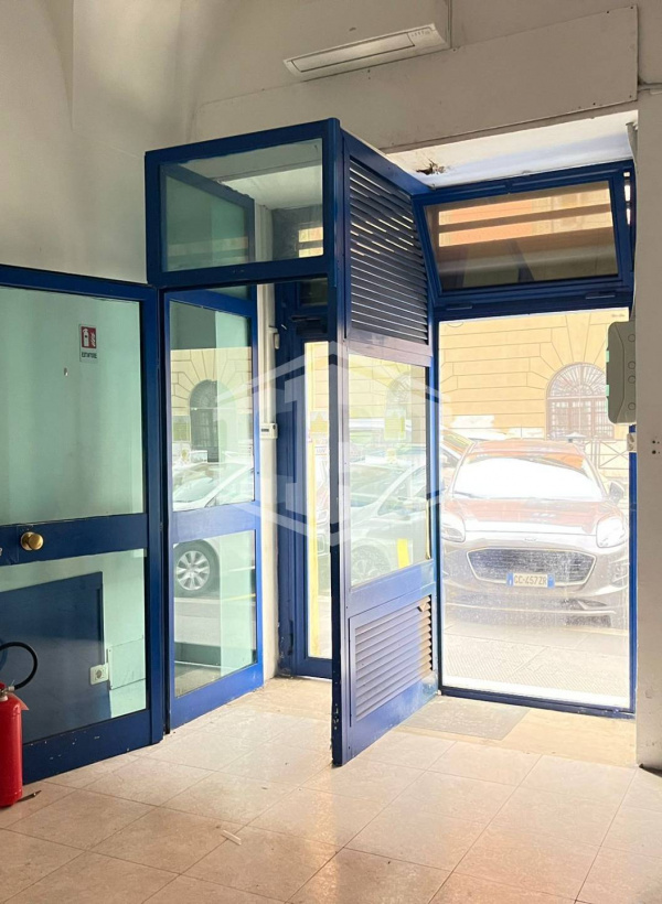 Locale commerciale Via Farini - Roma (RM)