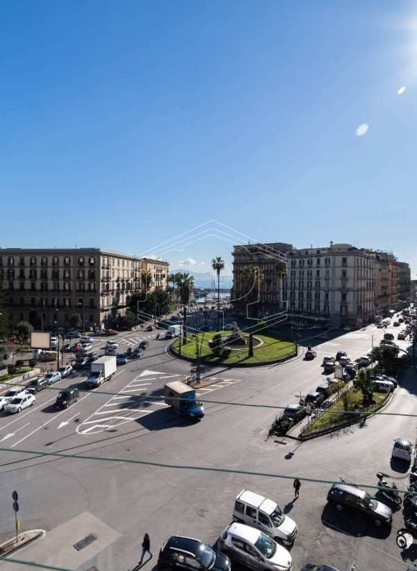 Ampio Bilocale in Rampe S. Antonio a Posillipo 9, Napoli (NA)