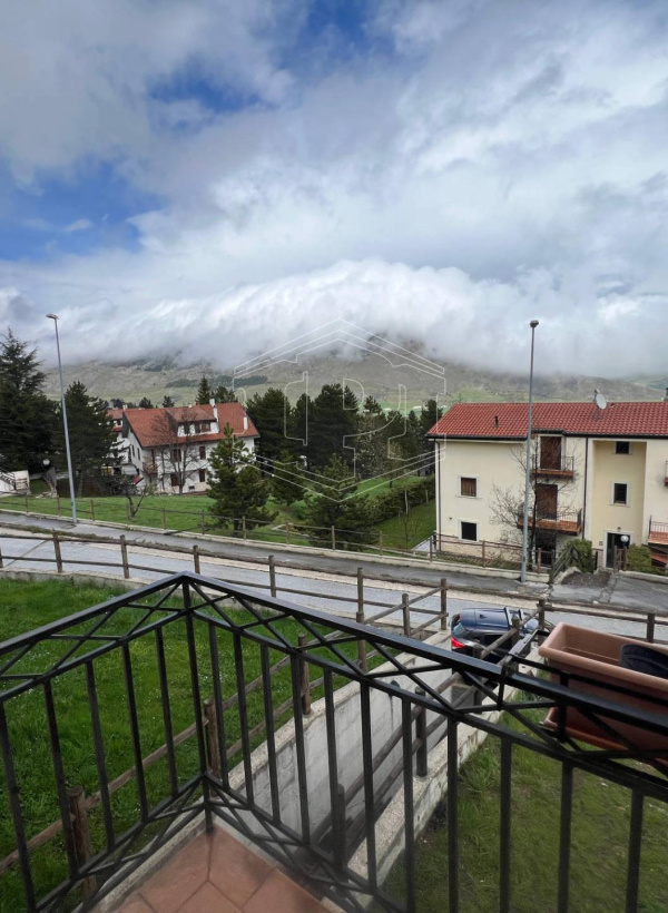 Trilocale in Viale Benedetto Rinaldi 8, Pescocostanzo (AQ)