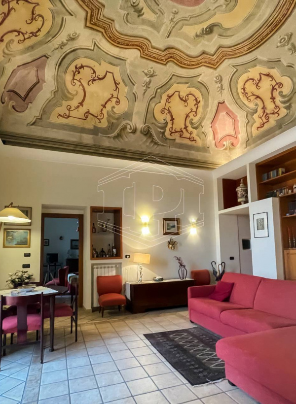 Quadrilocale in Via B. Zumbini 12, Portici (NA)
