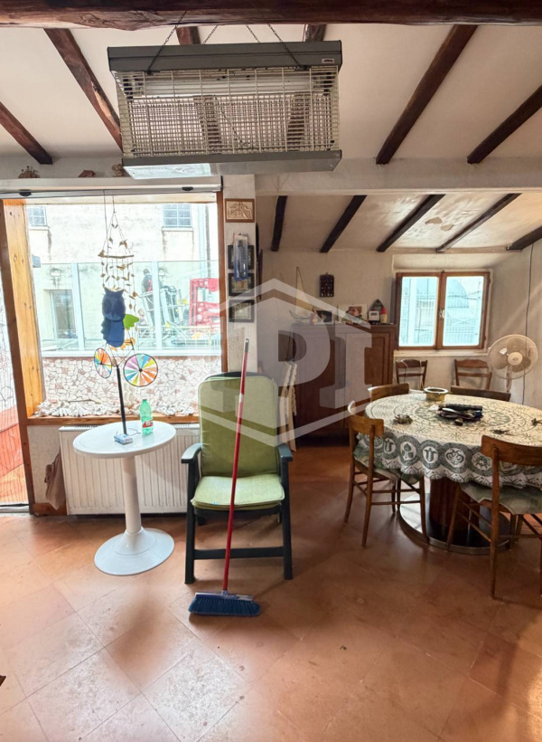 Quadrilocale su più livelli in Via Nazario Sauro 4, Gaeta Medievale (LT)