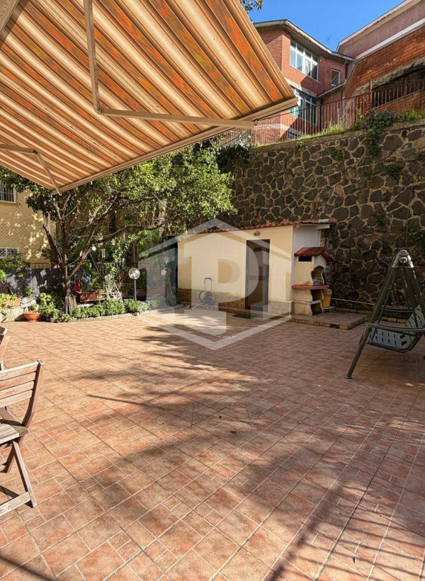 Quadrilocale con terrazzo, Via Michelangelo da Caravaggio 73