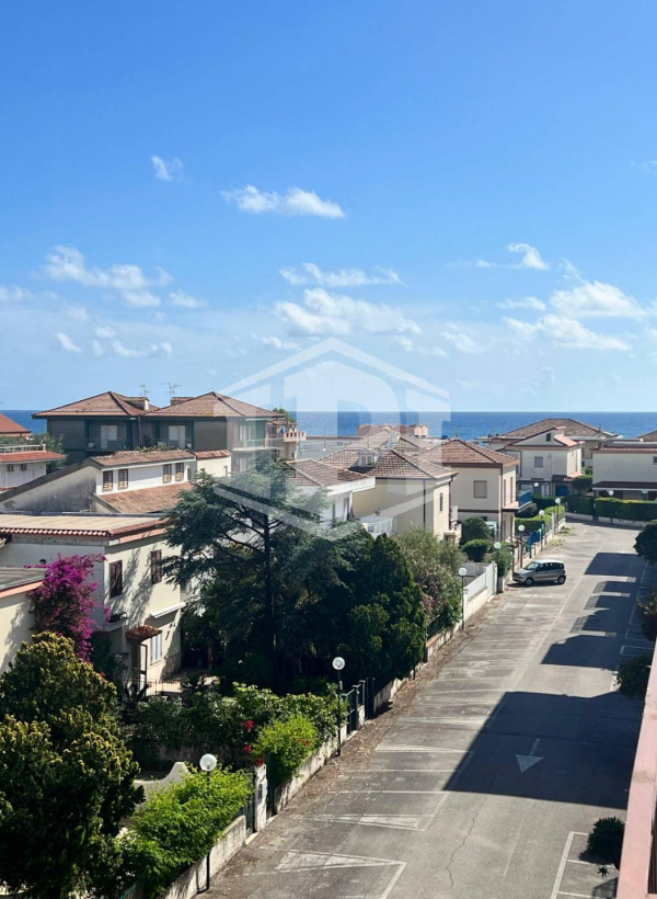 5 vani con terrazzo in parco in Ascea Marina, Cilento (SA)