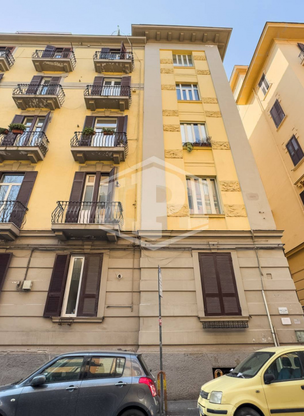 Bilocale in Via A. Falcone 88, Napoli (NA)