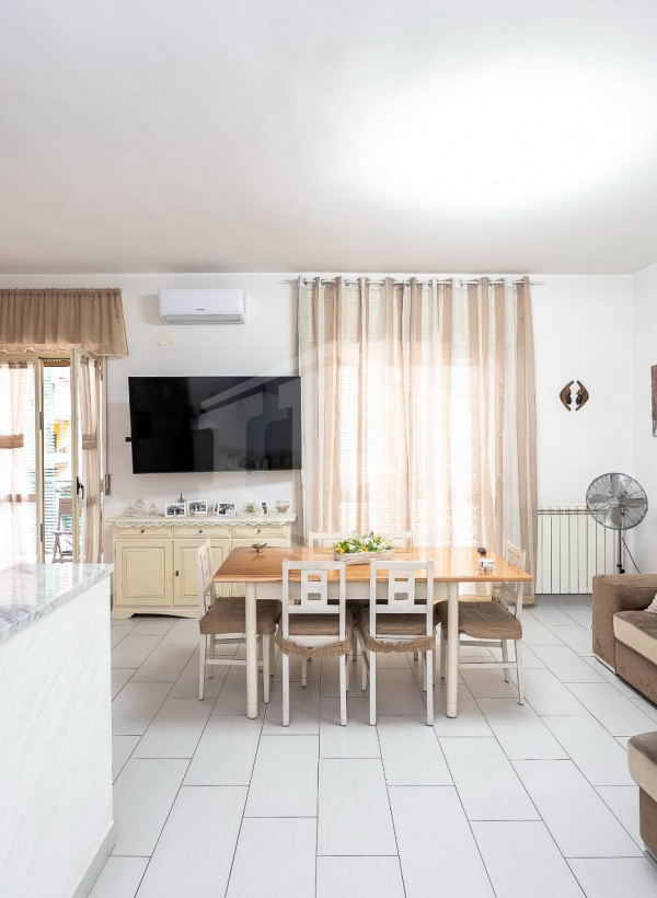 Quadrilocale in Via Privata Antonio Imperatore 13, Napoli (NA)