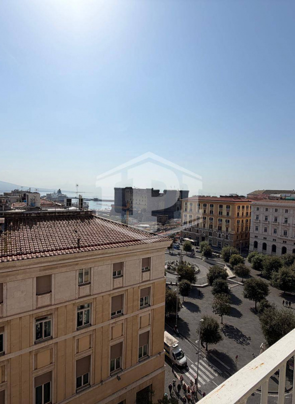 Bilocale arredato in Via San Giacomo 32, Napoli (NA)