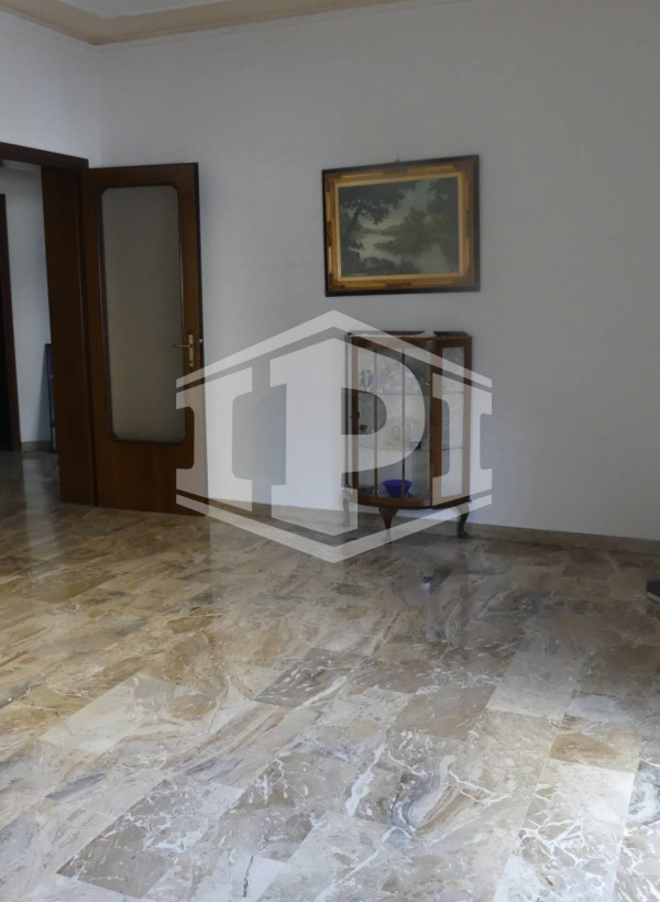 Appartamento di 180 mq  con giardino privato