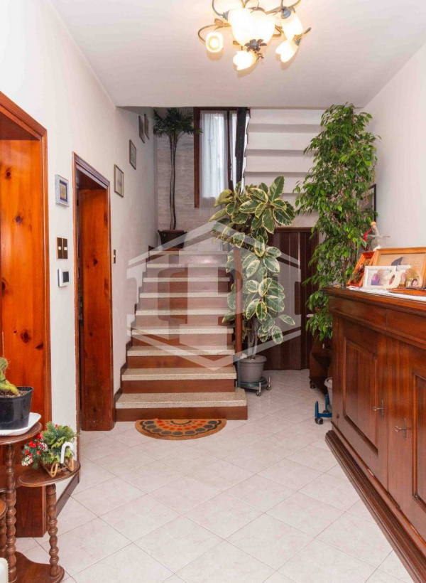 Vigonza - San Vito porzione centrale di trifamiliare