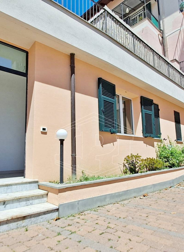 Appartamento, Via dei Mille, Albenga, )SV)