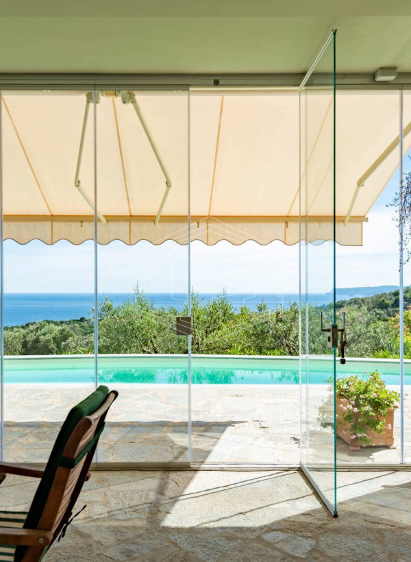 Villa indipendente, Via alla Croce, Varazze (SV)