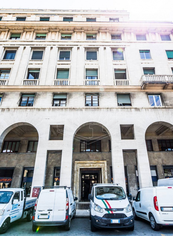 Ufficio, Piazza della Vittoria, Genova (GE)
