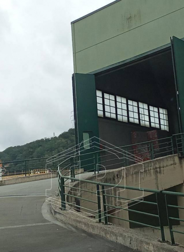 Capannone industriale, Via Romairone, Genova GE