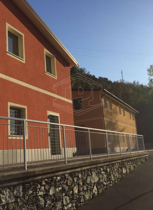 Edificio, Via Cornice di Sant'Amborgio, Zoagli (GE)