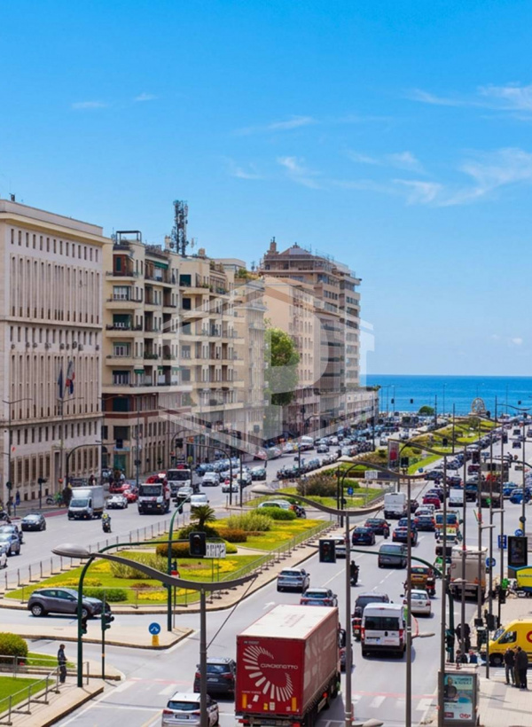 Ufficio, Piazza della Vittoria, Genova, GE