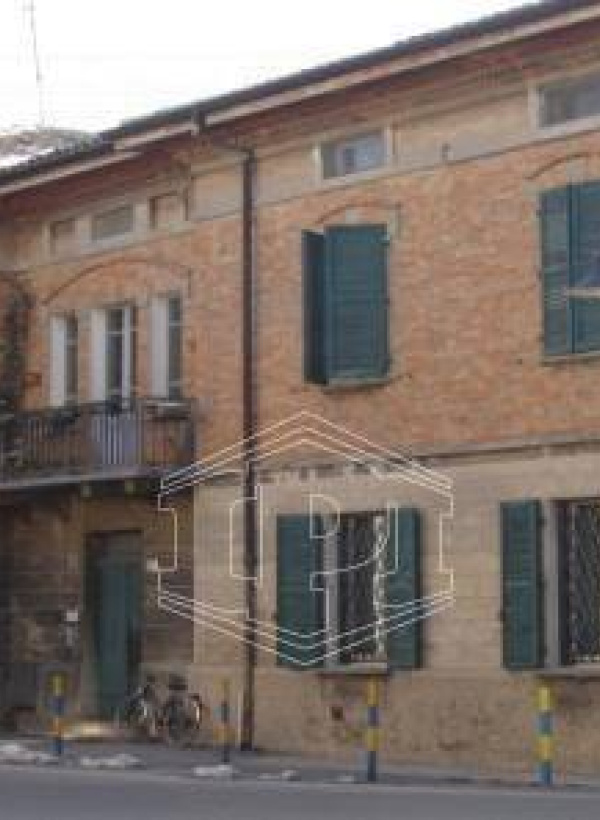 Trilocale in Circonvall. Sacchetti, Centro Storico, Cervia (RA)