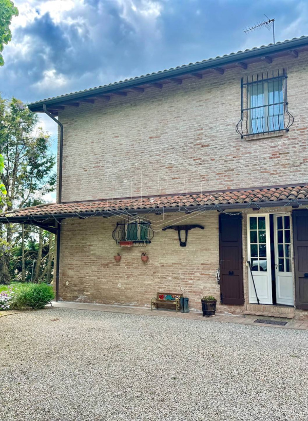 Villetta Singola con giardino privato a Minerbio (BO)