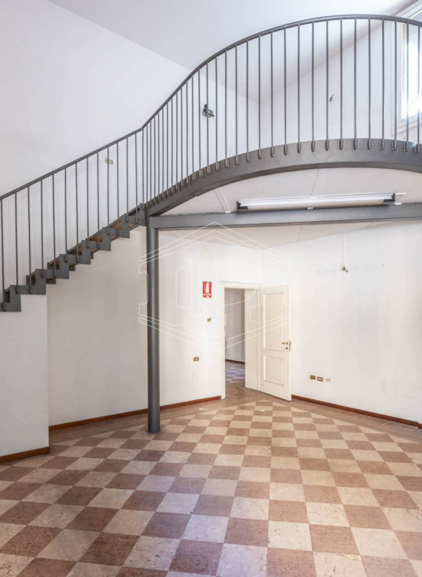 Appartamento in Strada Maggiore, Bologna (BO)