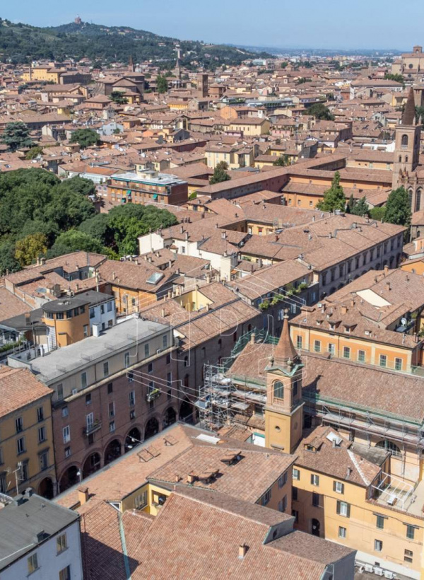 Bilocale in Strada Maggiore, Bologna (BO)