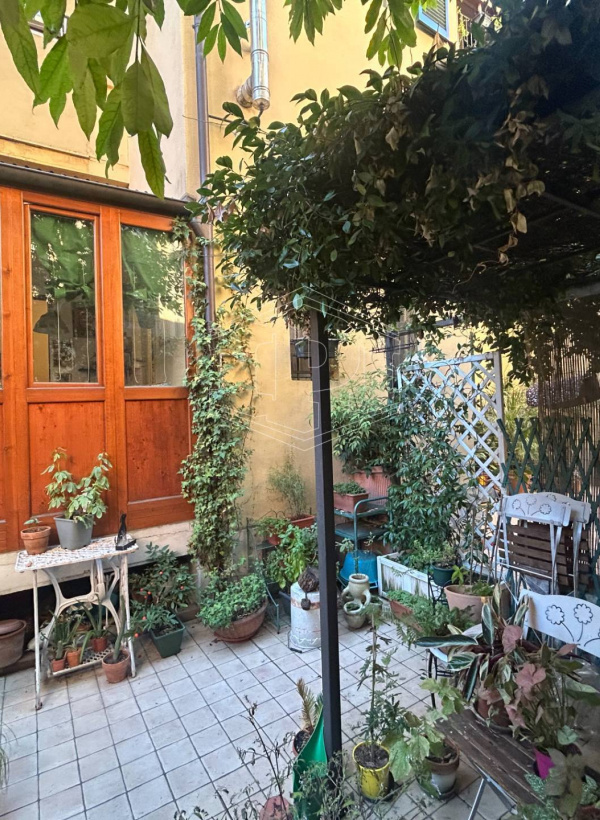 Bilocale con giardino privato, Via Tanari, Bologna (BO)