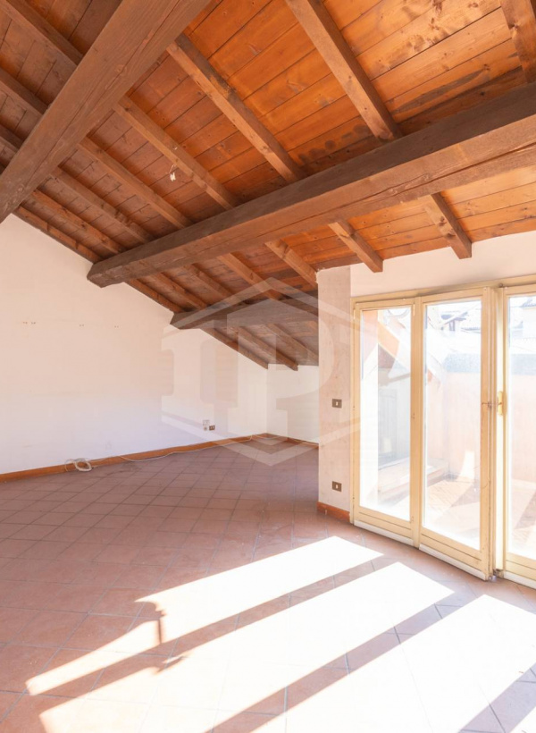 Trilocale di pregio in pieno Centro, Via Barberia, Bologna (BO)