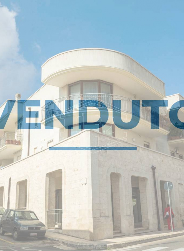 Trilocale sito in Via Cavour 21 - Alberobello (BA)
