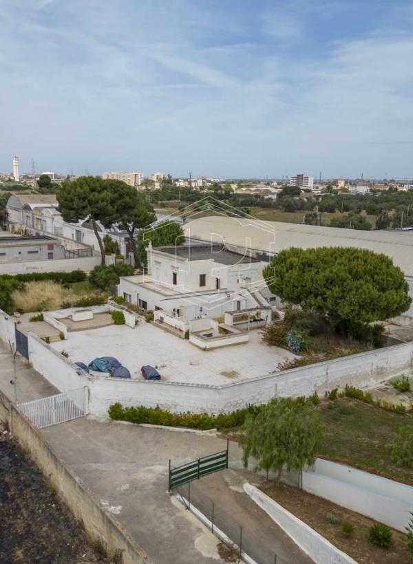 Villa singola sita in Strada Santa Caterina 18 - Bari (BA)