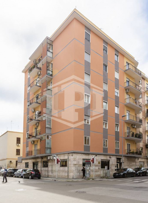 Unità immobiliare sita in Via F.sco Campione 41/43A/45A - Bari (BA)