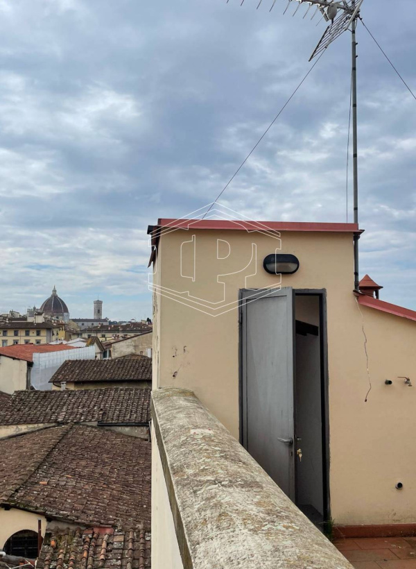 Appartamento in Palazzo Signorile - Piazza della Libertà (FI)