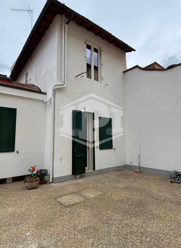 Terratetto Ristrutturato - Rifredi (FI)