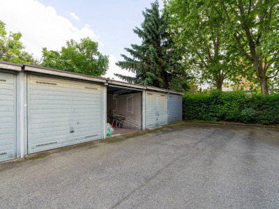 Box auto in Via di Vittorio, Collegno (TO)