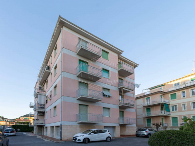 Bilocale in Via XXV Aprile, Borgio Verezzi (SV)