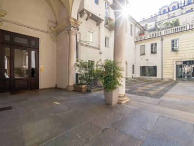 Bilocale a reddito in Piazza Castello (TO)