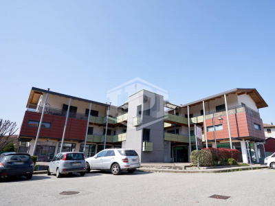 Negozio in Via Mazzini, Valperga (TO)