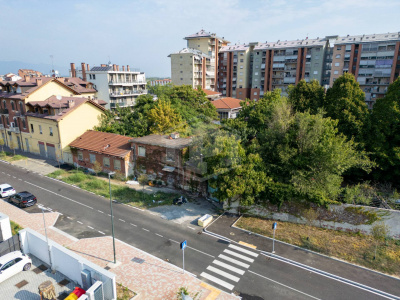 Area edificabile in Via Massari, Torino (TO)