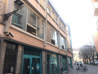 Locale commerciale in Via Giuseppe Mazzini 43 - Acqui Terme (AL)