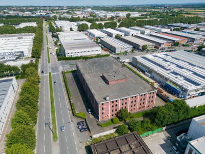 Deposito industriale in Via Postiglione, 18 Moncalieri - Torino