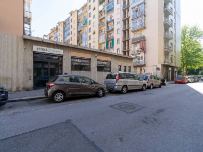 Locale commerciale in via Bainsizza, 6-Torino