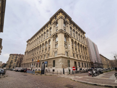 Ufficio direzionale in Via Confienza 10 - Torino