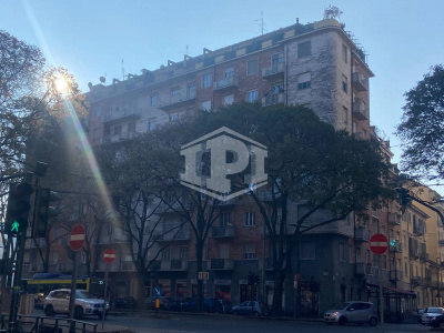 Locale commerciale in Corso Peschiera, 145 (TO)