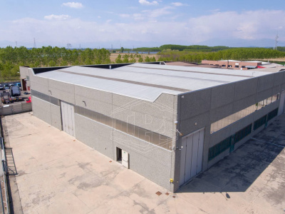 Capannone in Via Carpi 44 -.Rondissone  (TO)