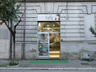 Locale commerciale/negozio in Via Monte Santo 15 - Cosenza (CS)