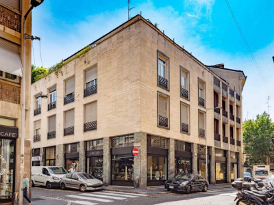 Negozio in Via Medici 15 - Milano (MI)