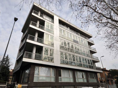 Magazzino in Viale Lunigiana 40 - Milano (MI)