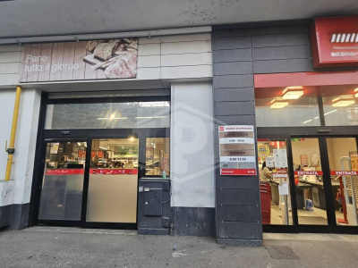 Locale Commerciale in Via Salvi Castellucci 37, Arezzo (AR)