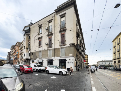 Trilocale in Via Enrico Cosenz 7, Napoli (NA)