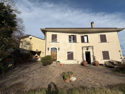 Villa in Via Giglioli 5, Roccamonfina (CE)