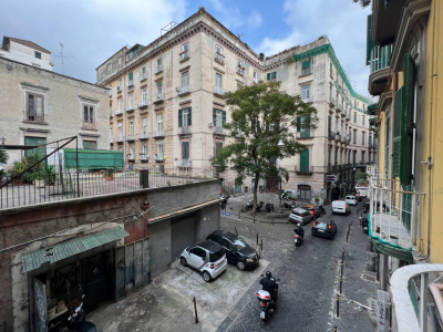 Ampio Bilocale in Via dei Pellegrini 11, Napoli (NA)