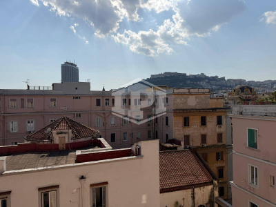 Ampio Bilocale con terrazzo in Corso Umberto I 22, Napoli (NA)