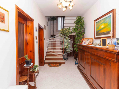 Vigonza - San Vito porzione centrale di trifamiliare