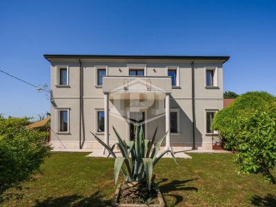 Colli Euganei -Villa Storica con B&B, dependance, rustico indipendente